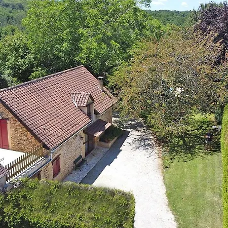 Nyaraló Vialard Piscine Privee Au Nord De Sarlat Brégegere