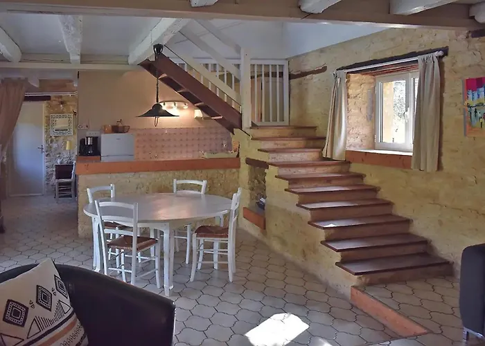 Tatil Evi Vialard Piscine Privee Au Nord De Sarlat